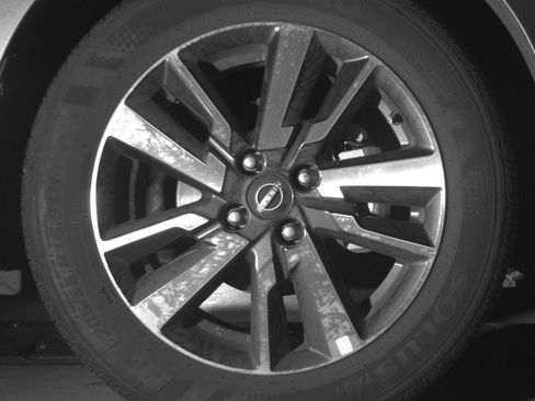 Used 2025 Nissan Versa SV image 13