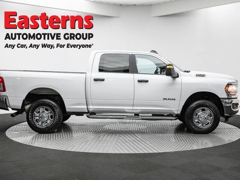 Used 2024 RAM 2500 Big Horn w/ Bed Utility Group image 4