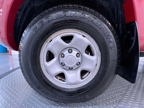 Used 2011 Toyota Tacoma 4x4 Double Cab w/ SR5 Pkg #2 image 10