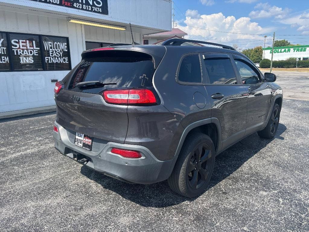 Used 2016 Jeep Cherokee High Altitude FWD image 7