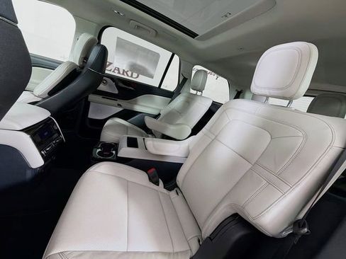 New 2026 Lincoln Aviator Reserve w/ Luxury Package RWD image 27