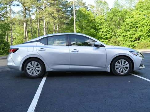 Used 2021 Nissan Sentra S image 4