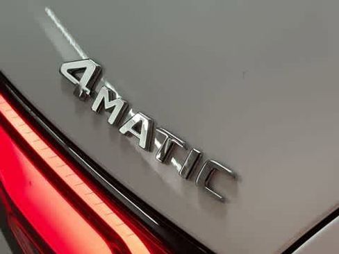 Used 2026 Mercedes-Benz GLC 300 4MATIC image 11