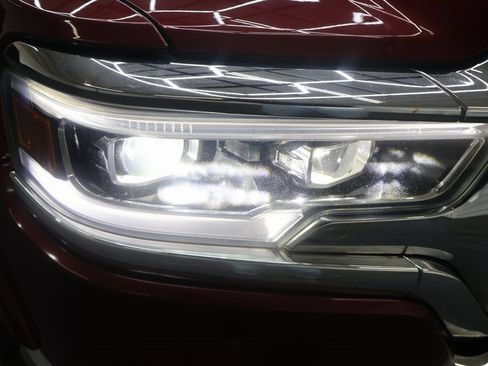 Used 2019 RAM 1500 Laramie Longhorn image 28