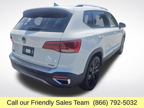 Used 2024 Volkswagen Taos SE w/ Black Wheel Plus Package AWD/4WD image 6