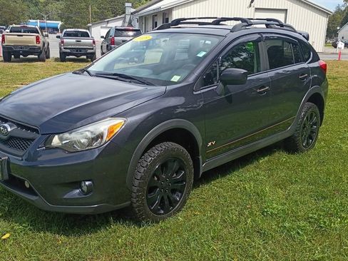 Used 2015 Subaru Crosstrek 2.0i Premium AWD/4WD image 3
