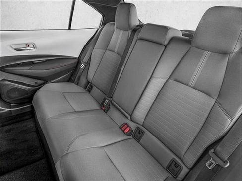 Used 2026 Toyota Corolla SE FWD image 9