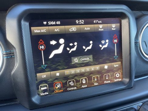 Used 2021 Jeep Wrangler Unlimited Rubicon 4xe w/ Steel Bumper Group image 38