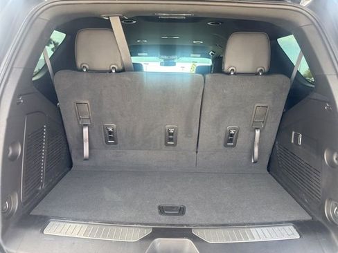 Used 2023 Chevrolet Tahoe Z71 AWD/4WD image 5