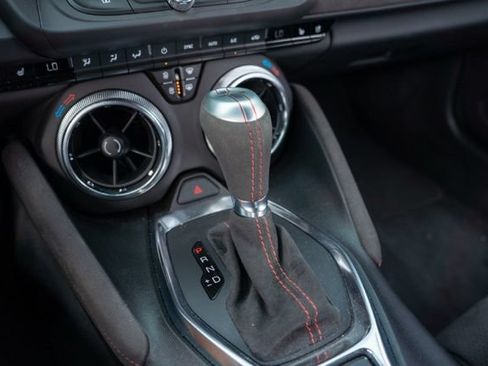 Used 2022 Chevrolet Camaro ZL1 RWD image 26