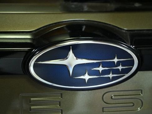 Used 2025 Subaru Forester Premium AWD/4WD image 11