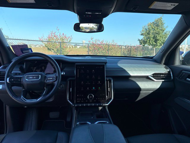 Used 2025 GMC Acadia AT4 w/ Luxury Package AWD/4WD image 5