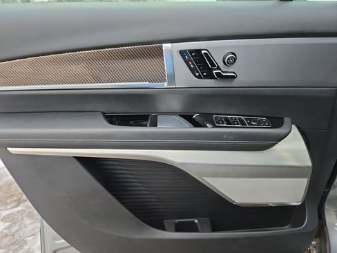 New 2026 Cadillac Vistiq Sport image 14