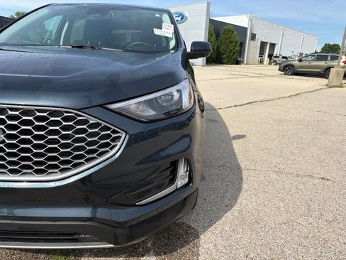Used 2024 Ford Edge SEL w/ Convenience Package AWD/4WD image 10