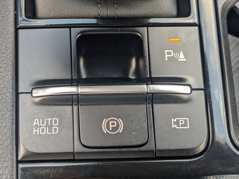 Certified 2025 Kia K5 GT-Line w/ GT-Line Premium Package image 24