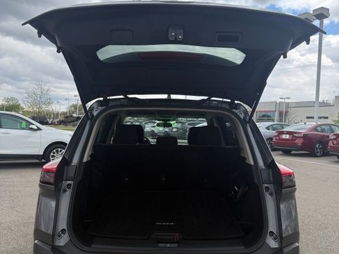 Used 2021 Nissan Rogue SV AWD/4WD image 7