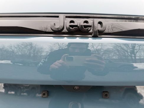 New 2026 Jeep Grand Cherokee Limited image 17