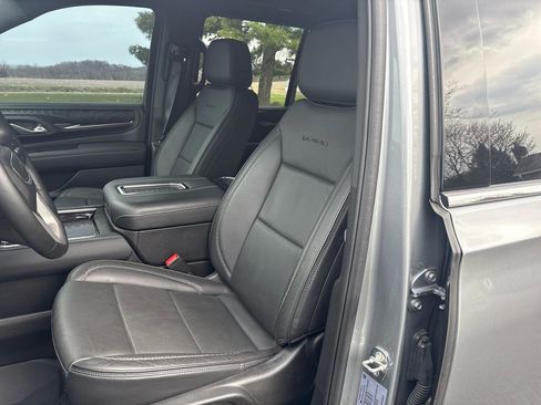 Used 2024 GMC Yukon Denali w/ LPO, Floor Liner Package image 4