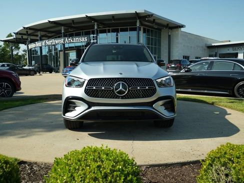 Certified 2025 Mercedes-Benz GLE 350 4MATIC image 2
