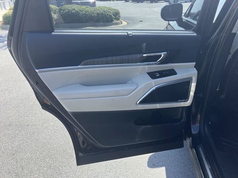 Used 2023 Kia Telluride SX Prestige AWD/4WD image 29