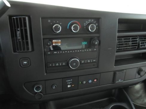 New 2024 Chevrolet Express 3500 w/ Power Convenience Package image 10