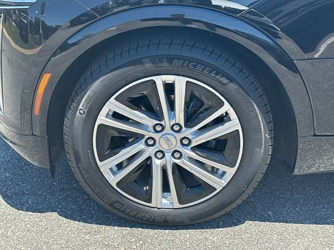 Certified 2024 Cadillac Lyriq Tech w/ Driver Assist Package AWD/4WD image 11