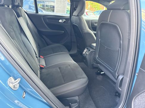 Used 2023 Volvo C40 P8 Recharge Plus AWD/4WD image 27