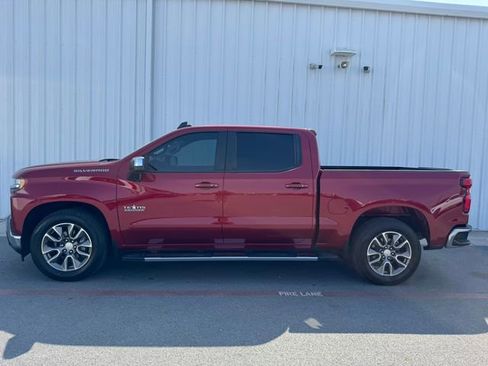 Used 2019 Chevrolet Silverado 1500 LT w/ Texas Edition image 16