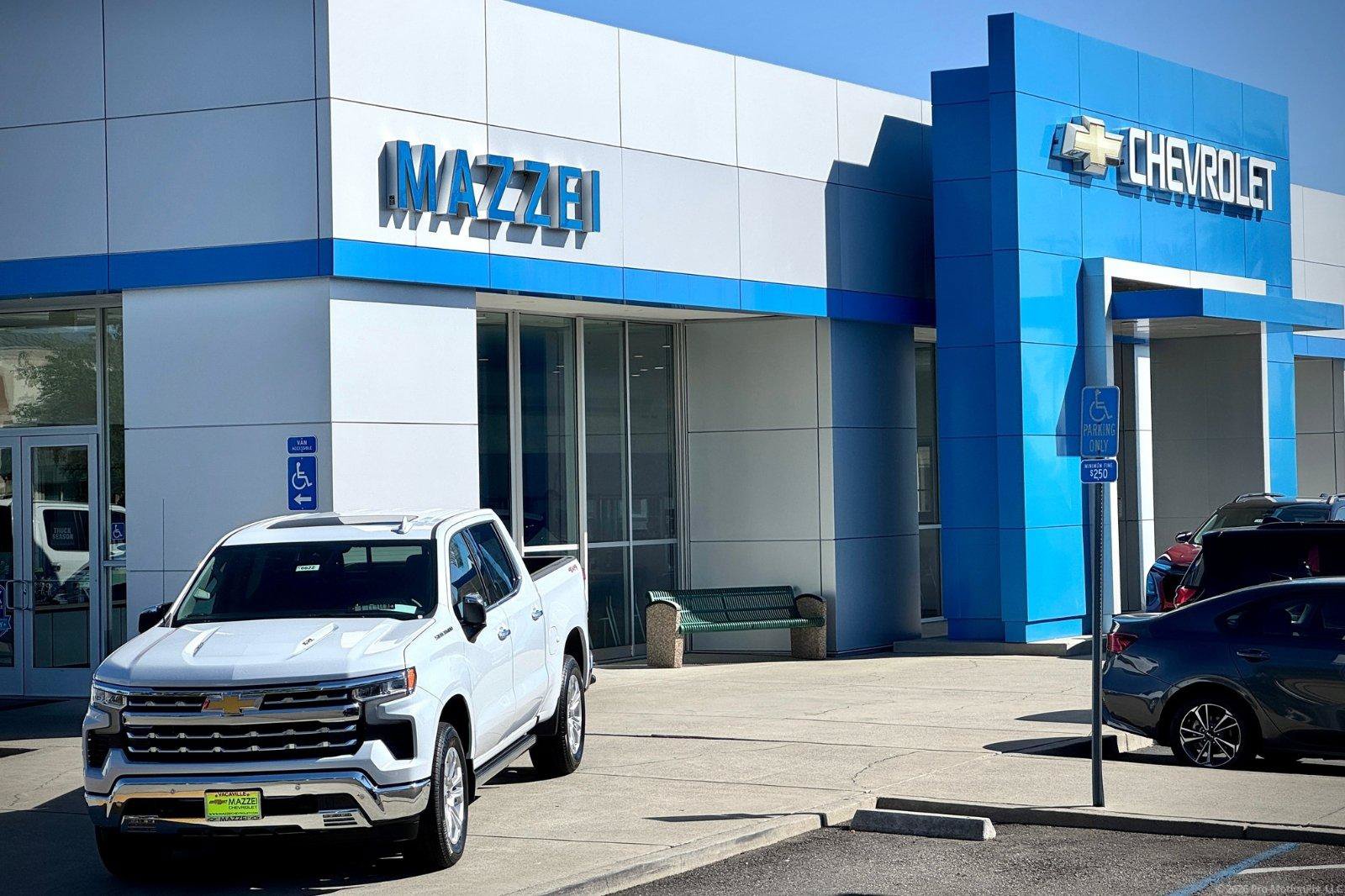 New 2026 Chevrolet Silverado 1500 RST w/ Convenience Package II AWD/4WD image 32