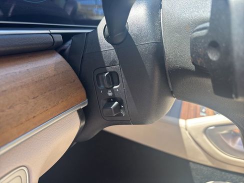 Used 2022 Mercedes-Benz GLE 350 4MATIC image 18