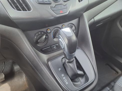 Used 2016 Ford Transit Connect XL FWD image 18