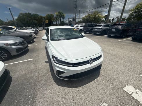 Used 2026 Volkswagen Jetta Sport FWD image 9