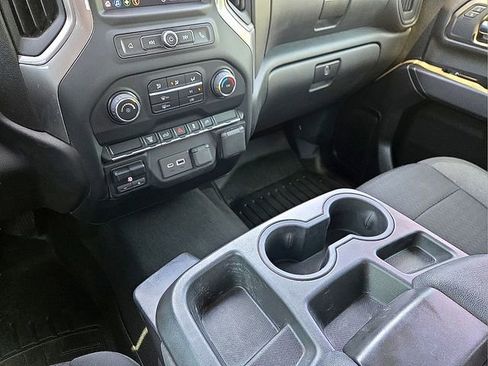 Used 2022 Chevrolet Silverado 2500 Custom w/ Custom Value Package AWD/4WD image 25