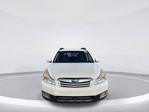 Used 2012 Subaru Outback 2.5i Premium w/ All-Weather Pkg image 2