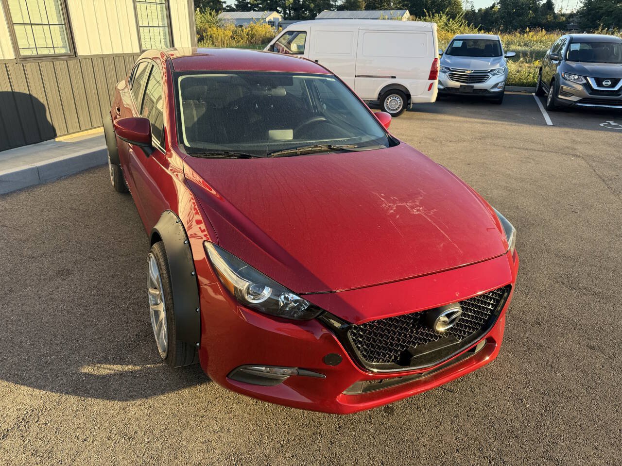 Used 2017 MAZDA MAZDA3 Sport w/ Preferred Equipment Package FWD image 4