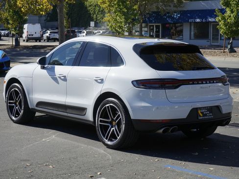 Used 2020 Porsche Macan S image 11