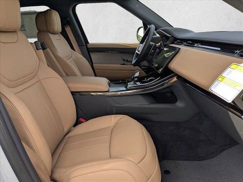New 2026 Land Rover Range Rover Sport SE AWD/4WD image 17