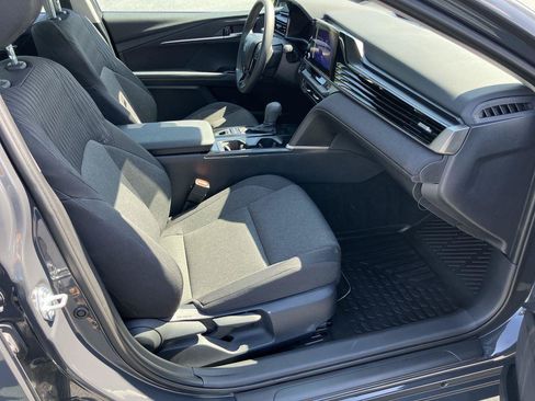 Used 2026 Toyota Camry LE FWD image 30