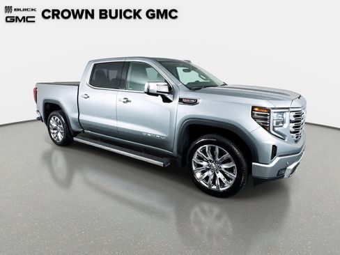 Used 2025 GMC Sierra 1500 Denali w/ Denali Reserve Package AWD/4WD image 3