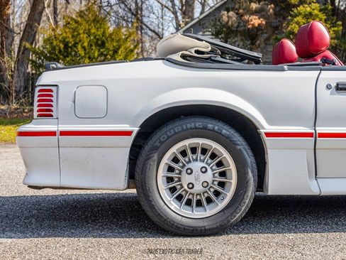 Used 1987 Ford Mustang GT RWD image 10