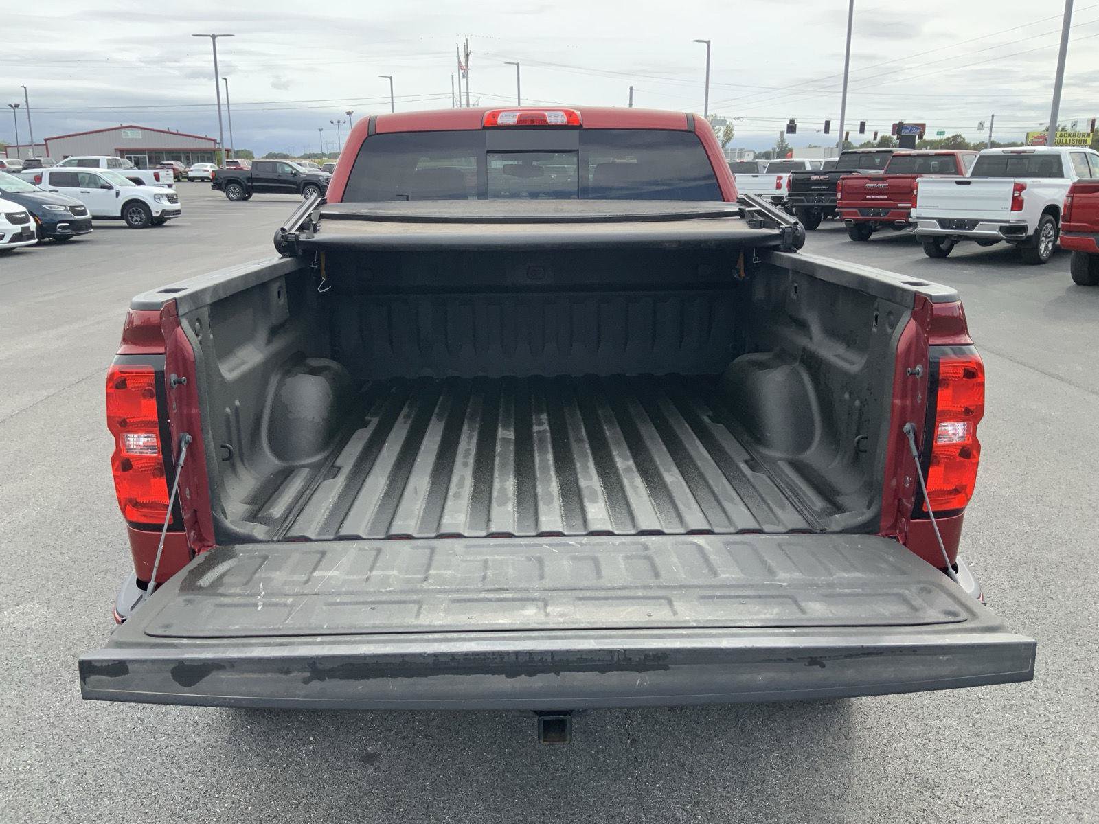 Used 2018 Chevrolet Silverado 1500 LT w/ Texas Edition AWD/4WD image 8