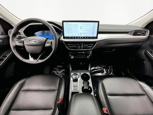 Used 2023 Ford Escape Platinum image 16