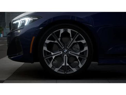 New 2026 BMW 330i Sedan w/ Convenience Package image 7