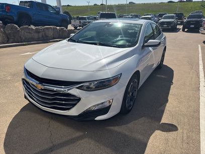 Used 2024 Chevrolet Malibu LT