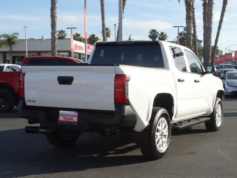 Used 2024 Toyota Tacoma SR image 11