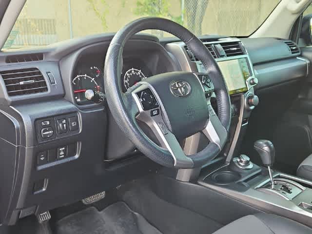 Used 2020 Toyota 4Runner SR5 Premium w/ Moonroof Package AWD/4WD image 10