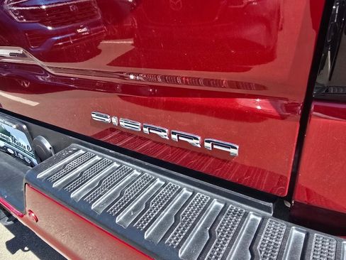 Used 2023 GMC Sierra 1500 Denali w/ Technology Package image 11