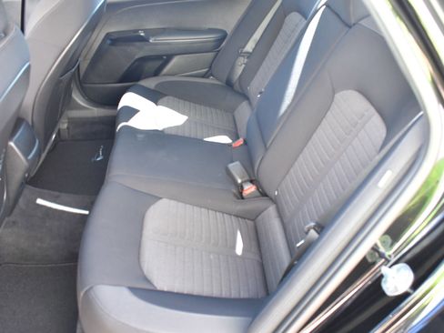 Used 2025 Kia K5 LXS FWD image 24