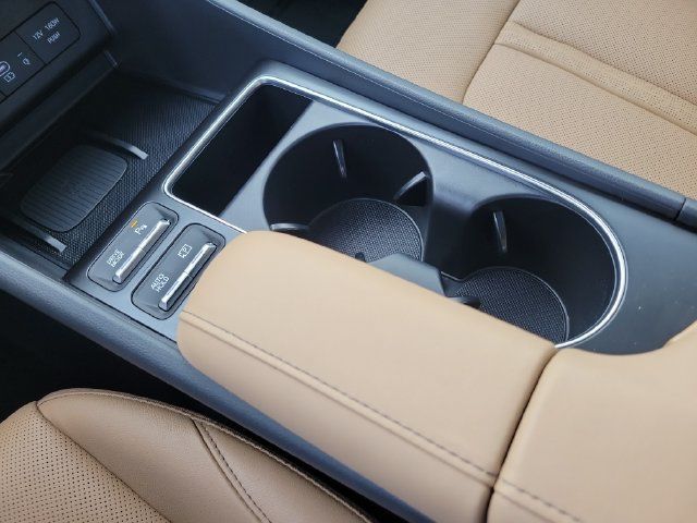 Used 2024 Hyundai Sonata Limited FWD image 17