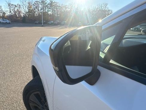 Used 2025 Nissan Murano SL image 18